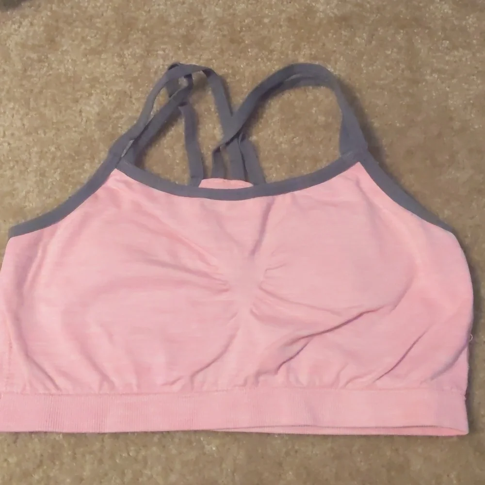 Zone Pro girls sports bra size Large and fruit of the loom (pink)